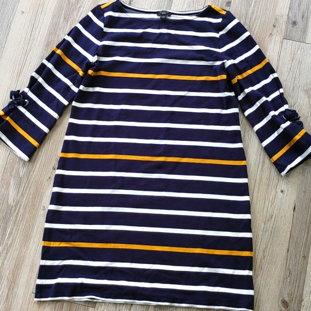 Ann Taylor dress Small